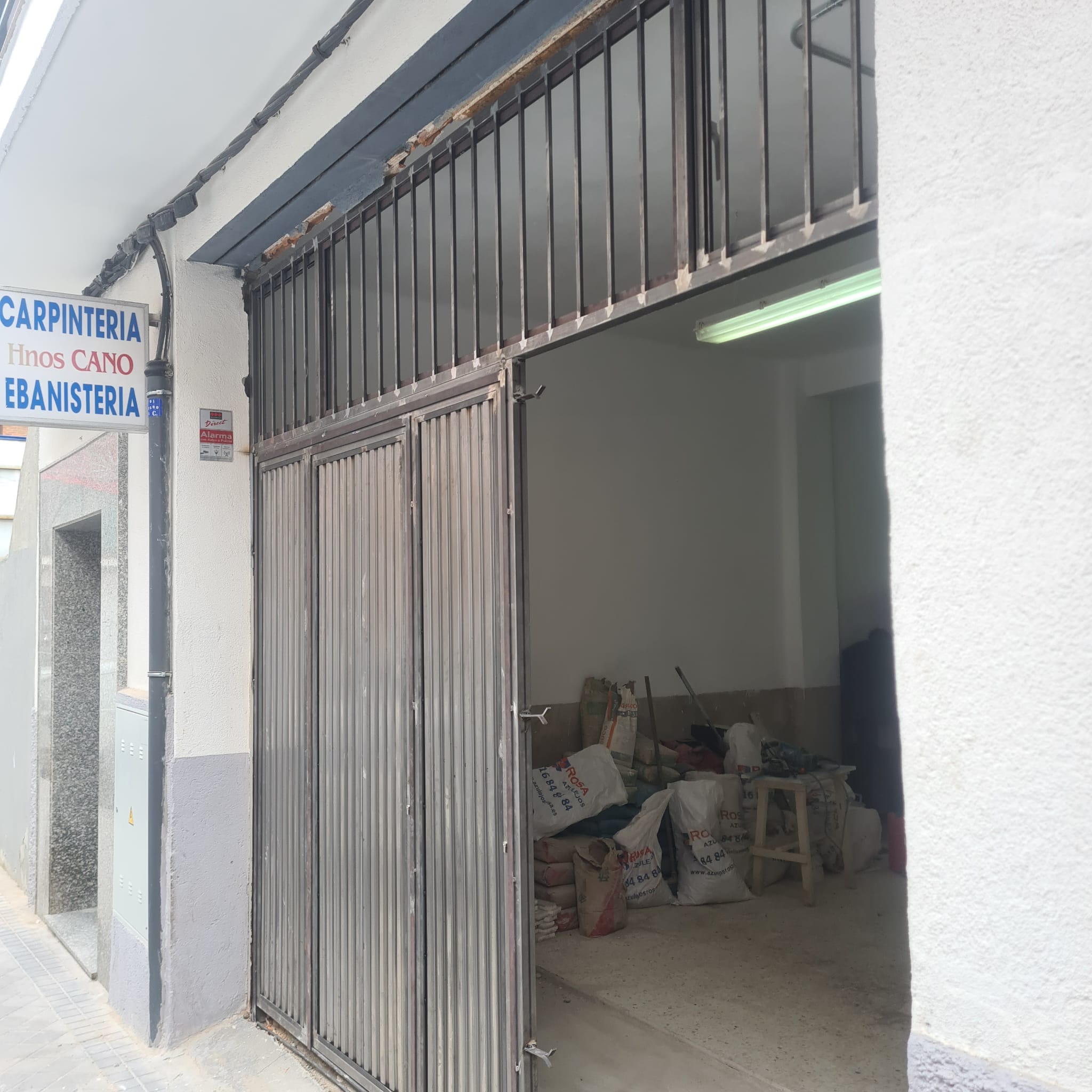 Servicios urgentes de cerrajería en Madrid para viviendas y comercios